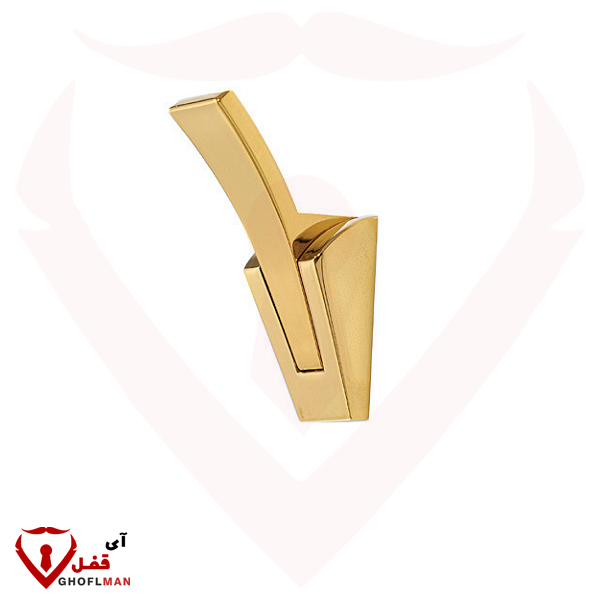 علاقة ملابس ميلوني 2022